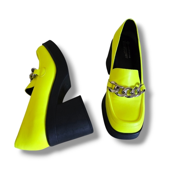 CALL IT SPRING Women's Noella Bright Green Chain Accent Vegan Platform Loafers - Picture 8 of 16